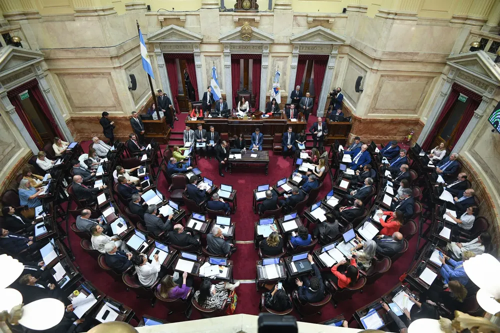 senado se
